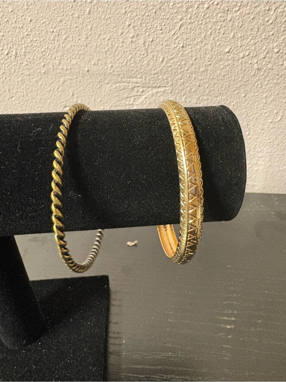 Gold Tone Bangle Bracelet Lot 2 Rope Twist Geometric Etched Boho Stackable